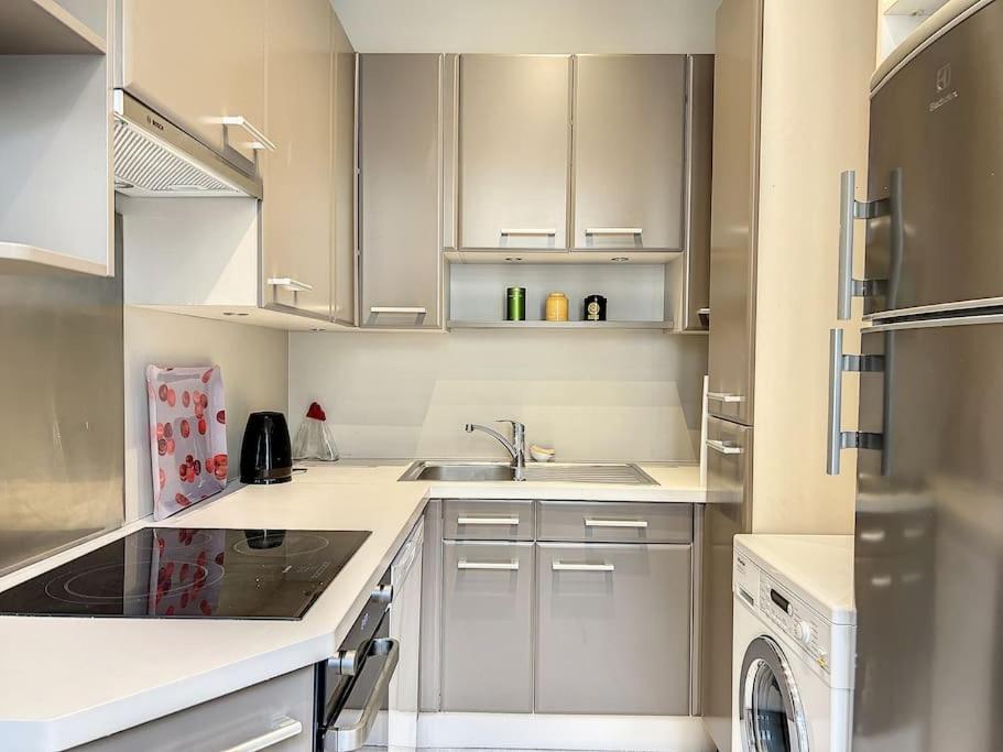Appartement Confidentiel, Particulier 16eme *