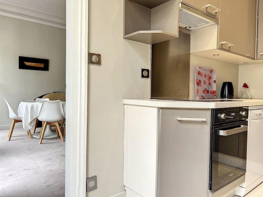 Confidentiel, Particulier 16eme Appartement Parijs